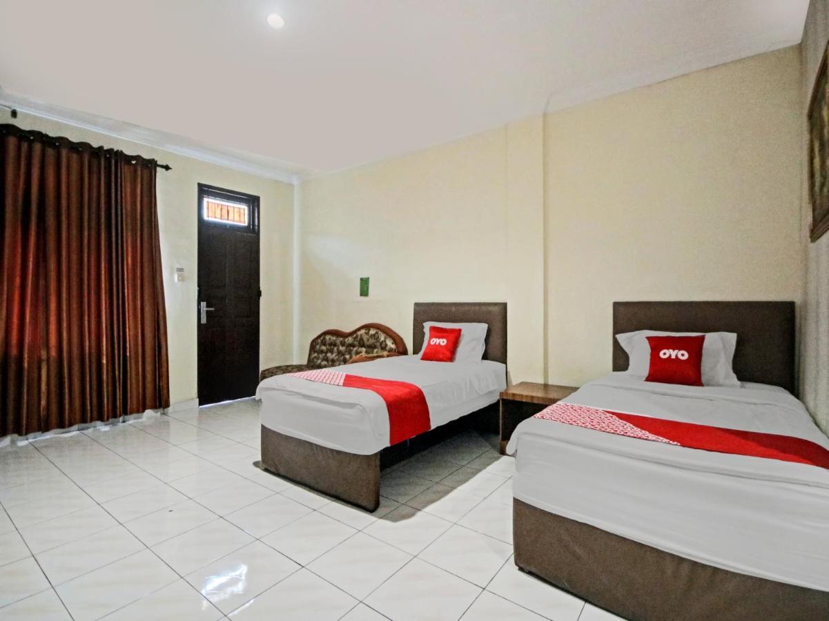 Hotel Oyo 90381 Belva Medan
