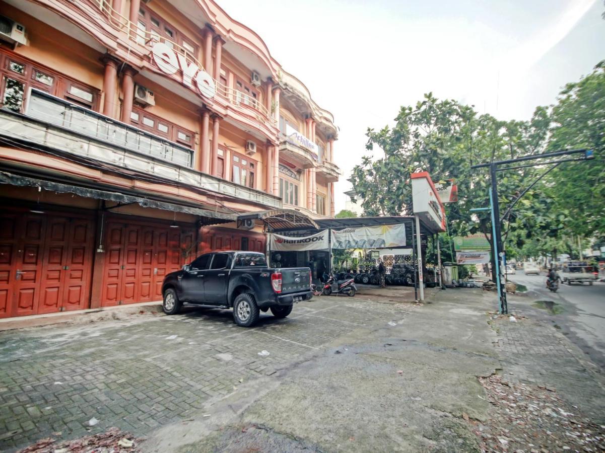 Hotel Oyo 90381 Belva 2*