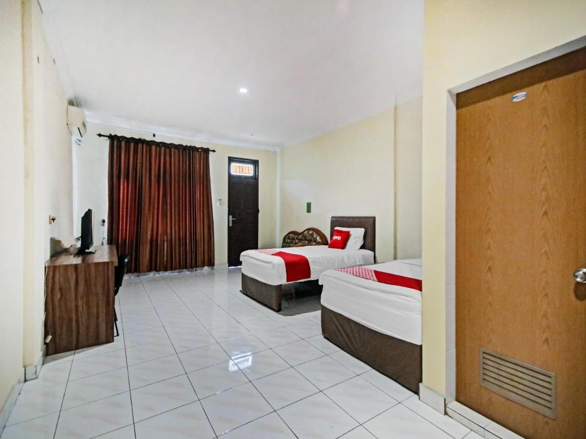 Hotel Oyo 90381 Belva 2*