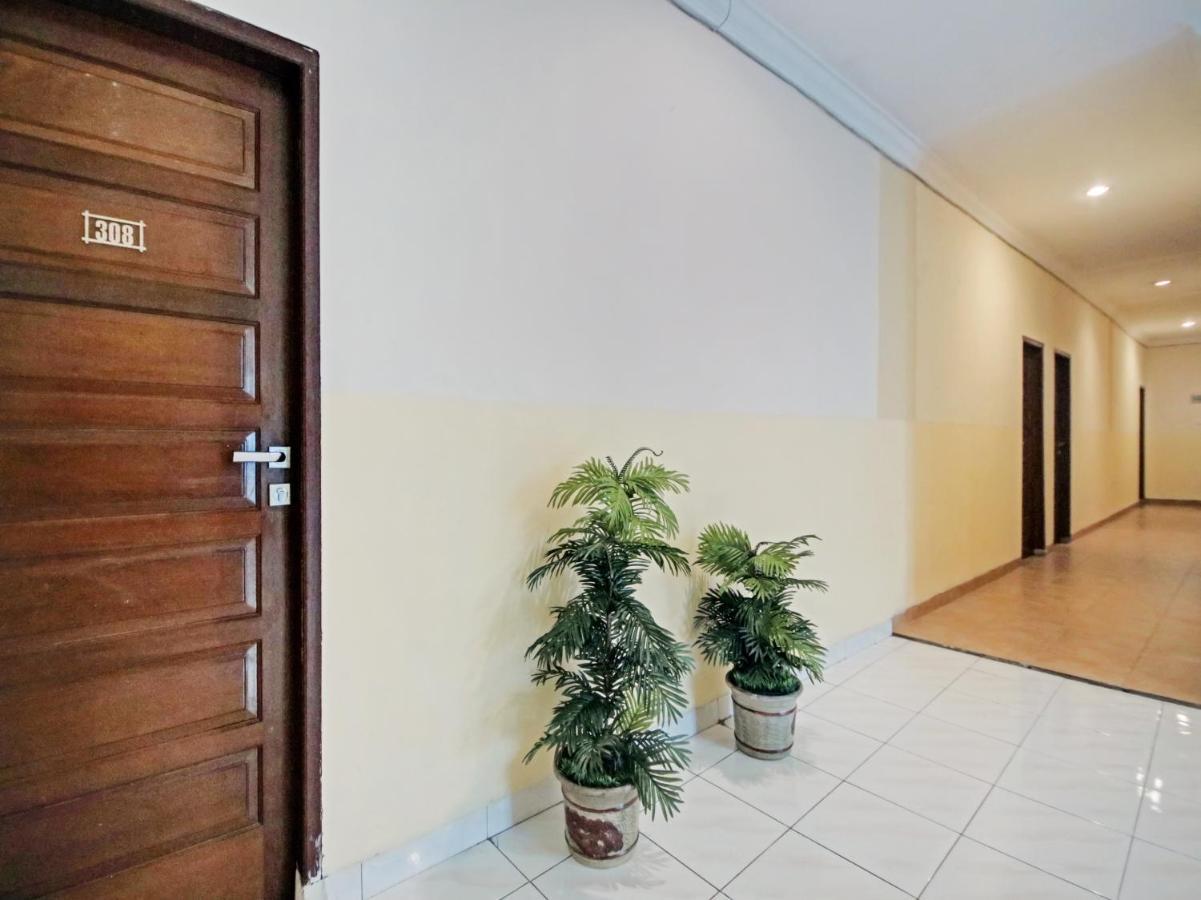 Oyo 90381 Belva Hotel 2*