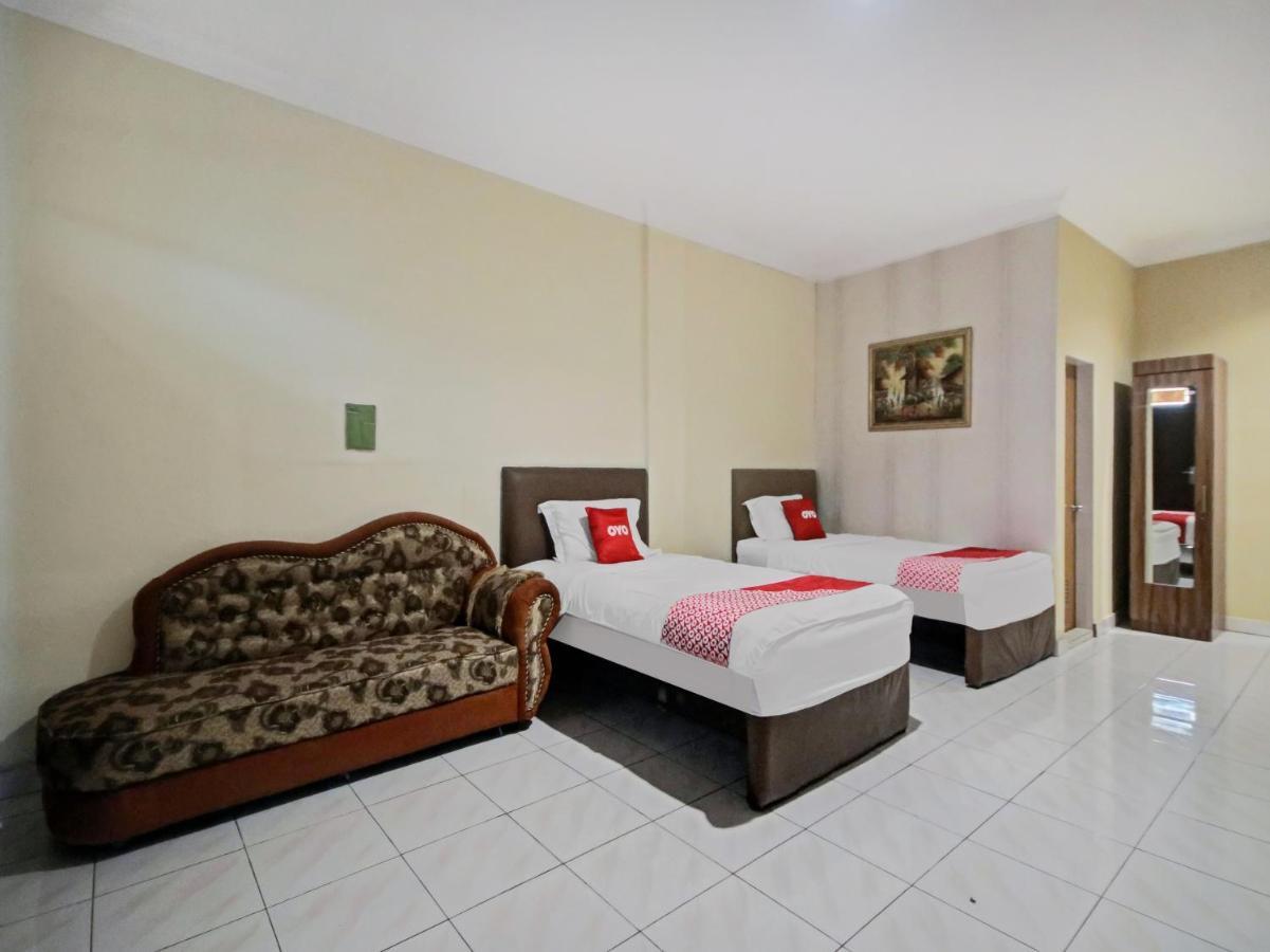 Oyo 90381 Belva Hotel